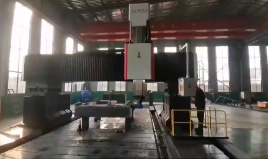 博斯曼4×12米數(shù)控動(dòng)柱龍門加工中心